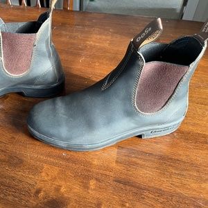 Blundstone